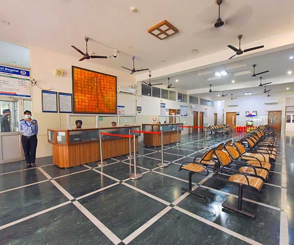 Smt. Paarvati Devi Hospital, [CONFIRM WITH HOSPITAL: caption]