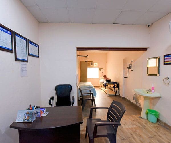 Smt. Paarvati Devi Hospital, [CONFIRM WITH HOSPITAL: caption]