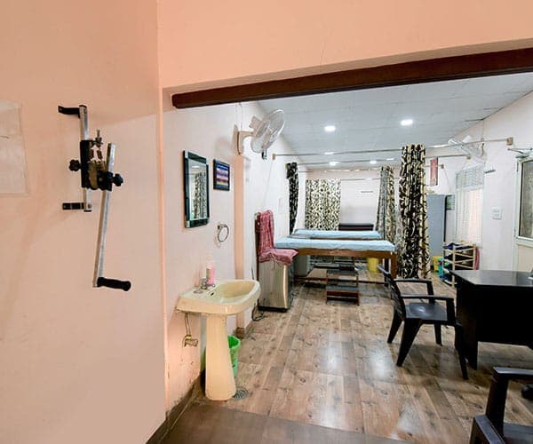 Smt. Paarvati Devi Hospital, [CONFIRM WITH HOSPITAL: caption]