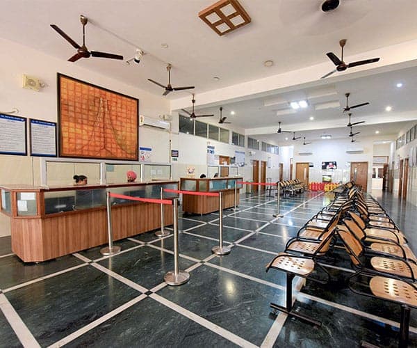 Smt. Paarvati Devi Hospital, [CONFIRM WITH HOSPITAL: caption]